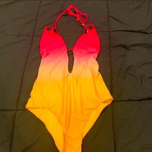 Victoria’s Secret One Piece Bathing Suit 💖